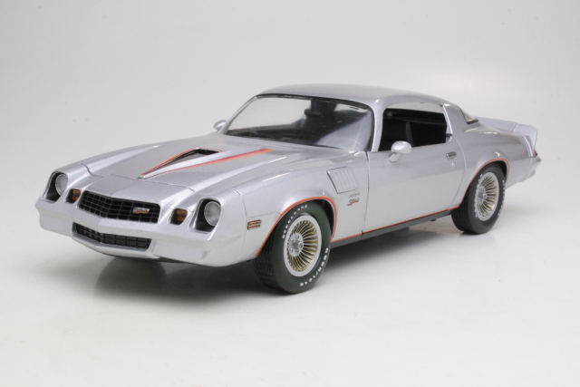 Chevrolet Camaro Z28 1978, hopea - Sulje napsauttamalla kuva