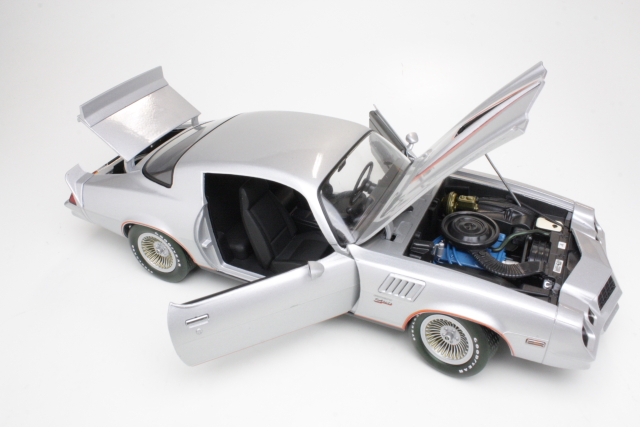 Chevrolet Camaro Z28 1978, hopea