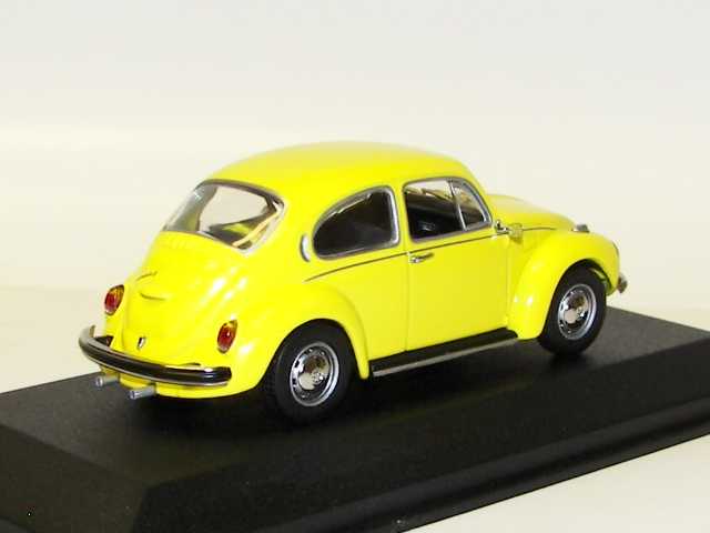 VW Kupla 1302 1970, keltainen