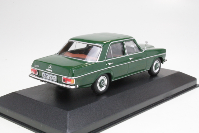 Mercedes 200D (w115) 1968, vihreä