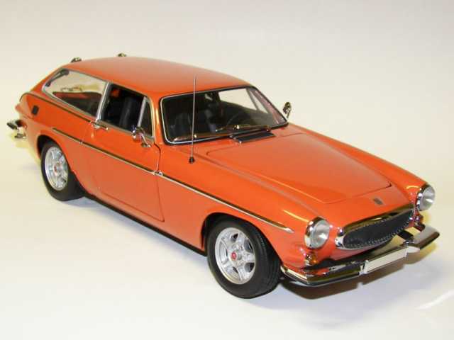 Volvo P1800ES 1971, oranssi