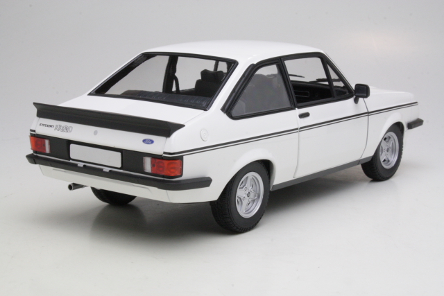 Ford Escort Mk2 RS2000 1976, valkoinen
