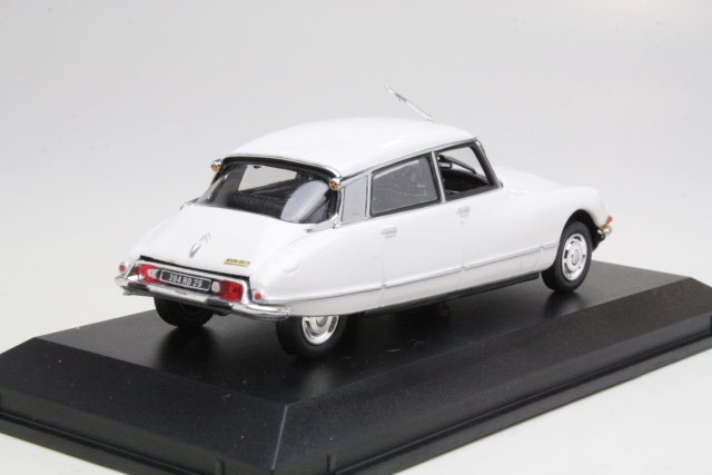 Citroen DS23 Pallas 1973, valkoinen - Sulje napsauttamalla kuva