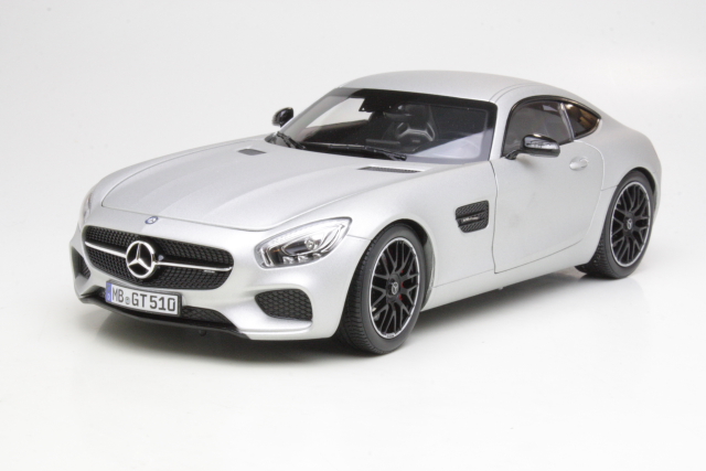 Mercedes AMG GT 2015, silver