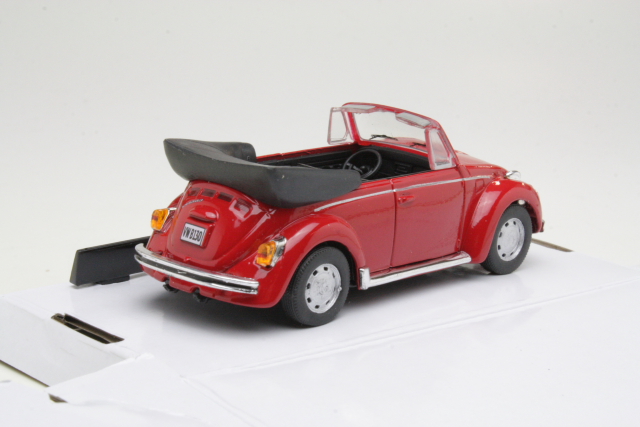 VW Beetle Cabriolet, red