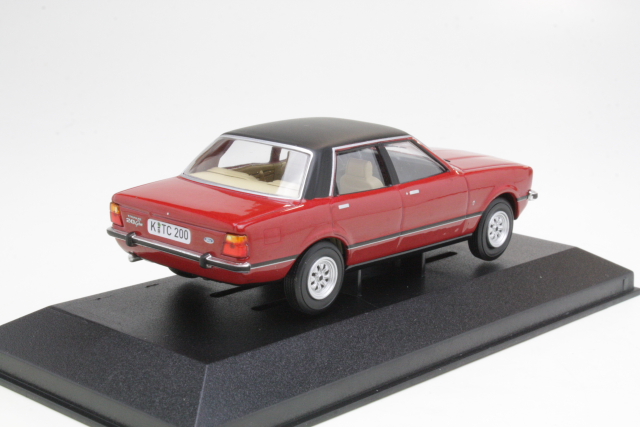 Ford Taunus TC2 2.0 Ghia, punainen - Sulje napsauttamalla kuva