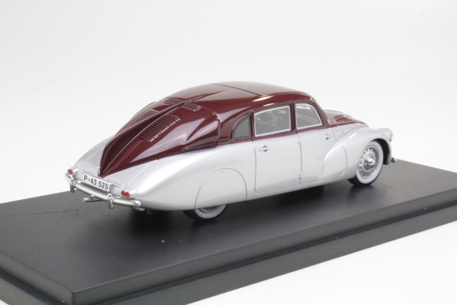 Tatra 87 1937, silver/dark red