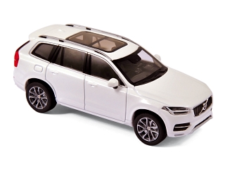 Volvo XC90 2015, valkoinen