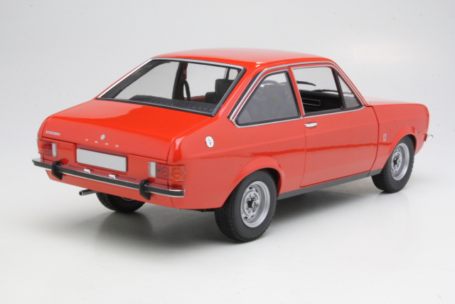 Ford Escort Mk2 1975, punainen - Sulje napsauttamalla kuva