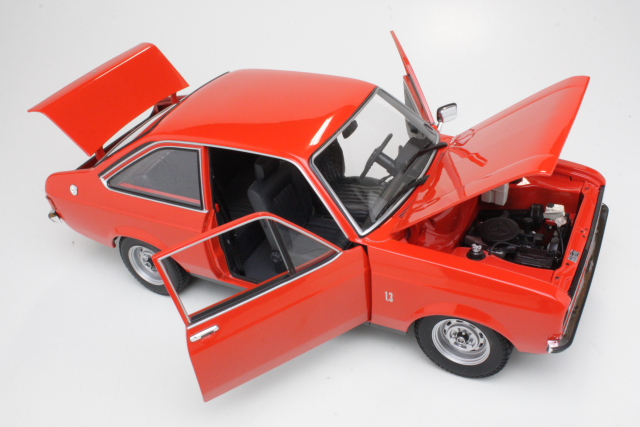 Ford Escort Mk2 1975, red