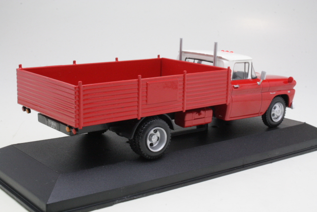 Chevrolet C30 1961, punainen