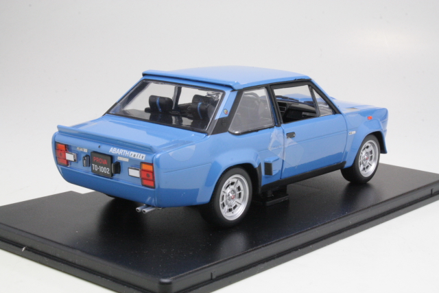 Fiat 131 Abarth 1976, sininen - Sulje napsauttamalla kuva