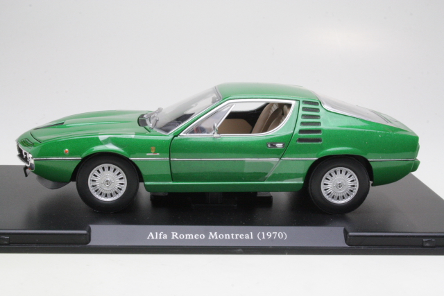 Alfa Romeo Montreal 1970, vihreä - Sulje napsauttamalla kuva