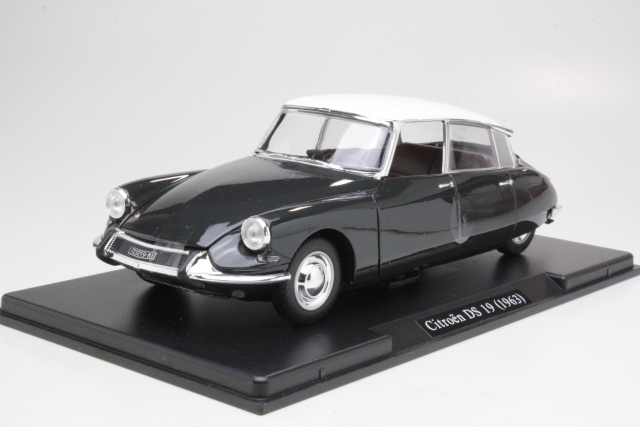 Citroen DS19, musta/valkoinen