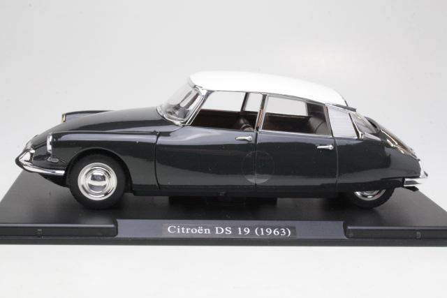 Citroen DS19, musta/valkoinen - Sulje napsauttamalla kuva