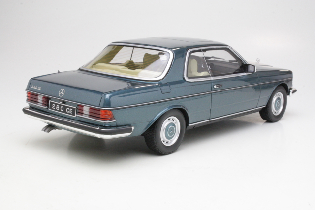 Mercedes 280CE (C123), green