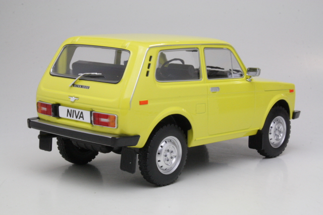Lada Niva 1977, yellow