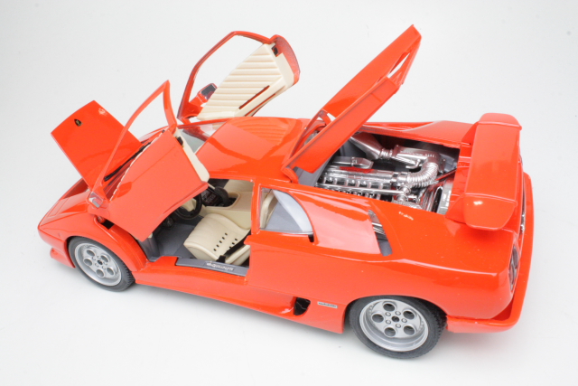 Lamborghini Diablo, oranssi