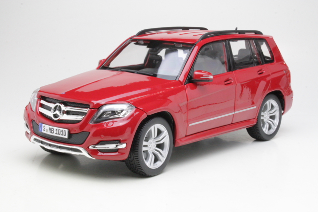 Mercedes GLK-Class, punainen - Sulje napsauttamalla kuva