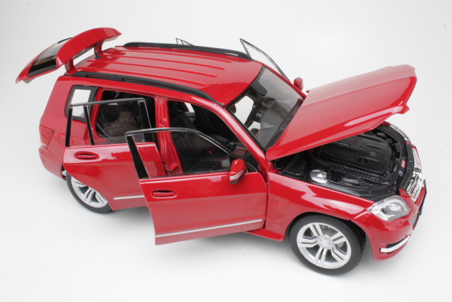 Mercedes GLK-Class, punainen