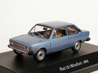 Fiat 131 Mirafiori 1974, sininen
