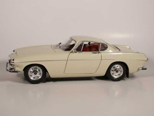 Volvo P1800S 1969, valkoinen