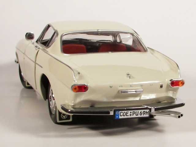Volvo P1800S 1969, valkoinen