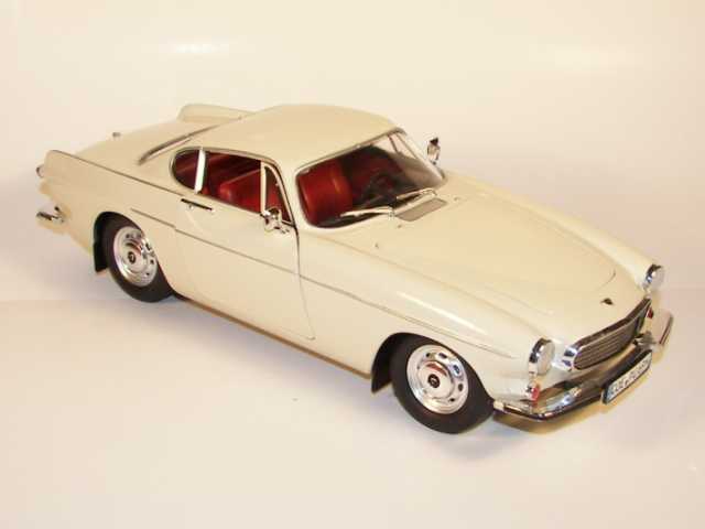 Volvo P1800S 1969, valkoinen