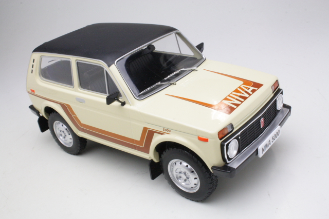 Lada Niva 5000 1981, beige - Sulje napsauttamalla kuva