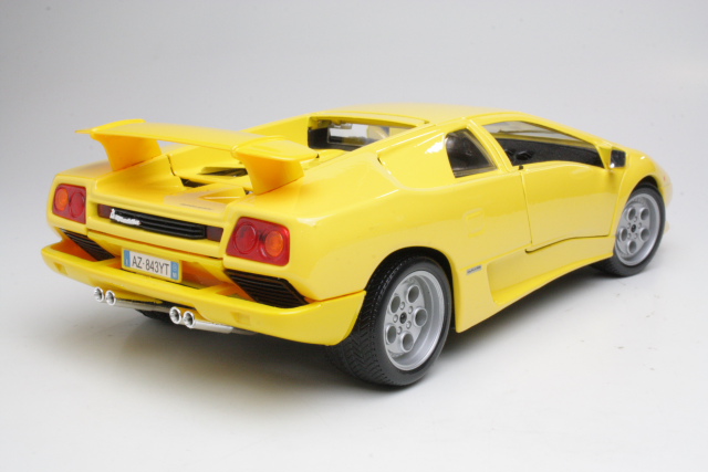 Lamborghini Diablo, keltainen - Sulje napsauttamalla kuva
