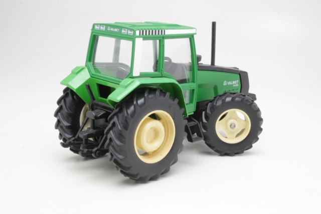 Valmet 8400, green