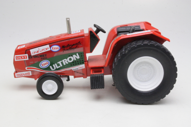 Valmet 8400 Tractor Pulling