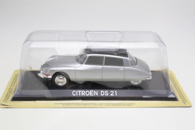 Citroen DS21, silver/black - Click Image to Close