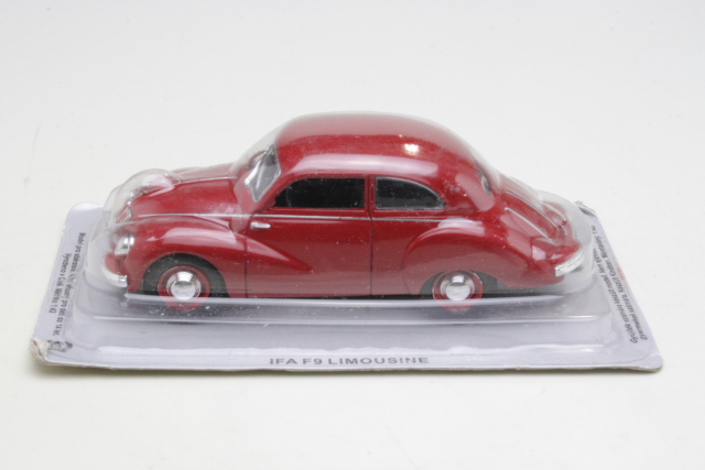 IFA F9 limousine, red