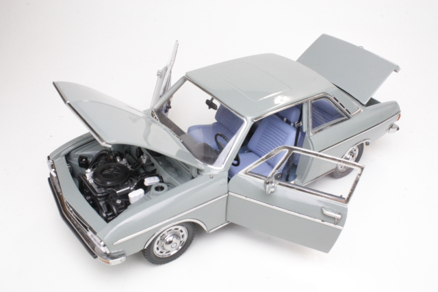 Audi 100 LS Automatic 2d 1972, grey