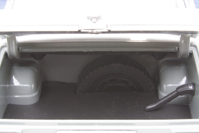 Audi 100 LS Automatic 2d 1972, grey