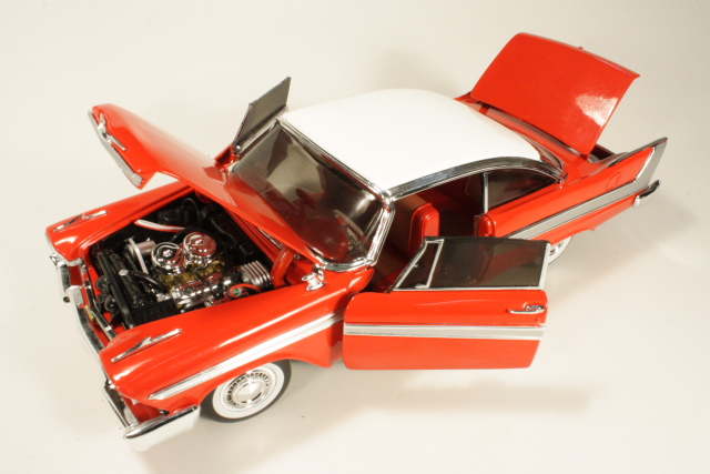 Plymouth Fury 1958, punainen/valkoinen "Christine"