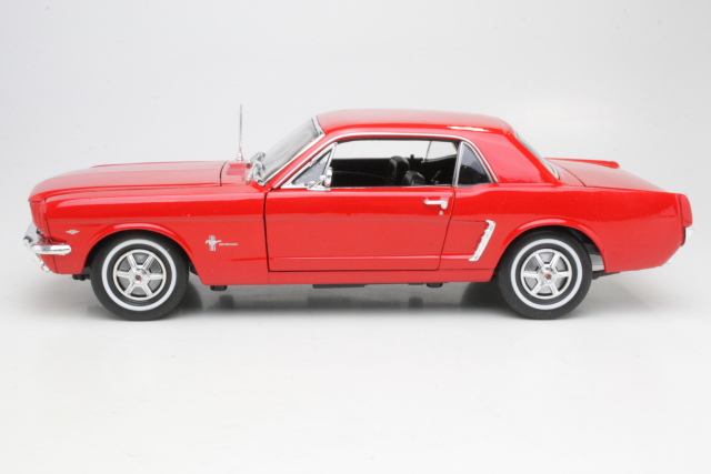 Ford Mustang 1964, punainen - Sulje napsauttamalla kuva