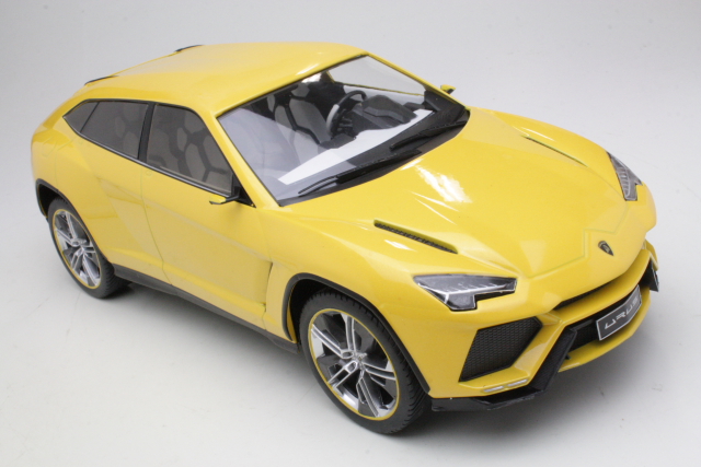 Lamborghini Urus 2012, yellow