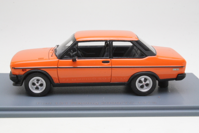 Fiat 131 2000TC Racing 1978, oranssi - Sulje napsauttamalla kuva