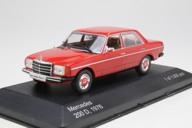 Mercedes 200D (w123) 1976, red