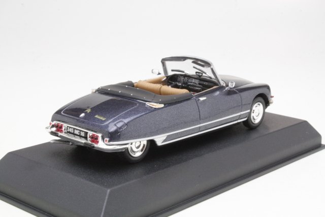 Citroen DS21 Cabriolet 1971, sininen - Sulje napsauttamalla kuva