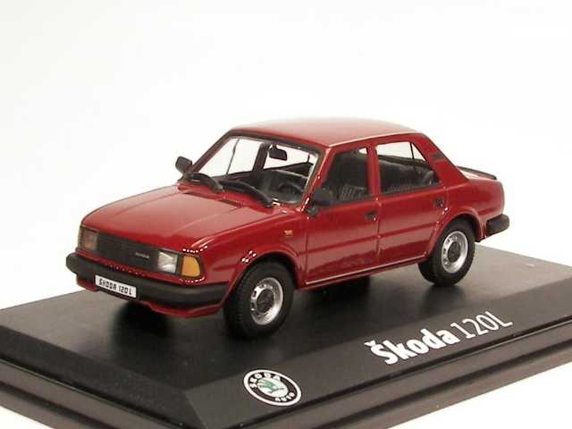 Skoda 120L 1984, punainen