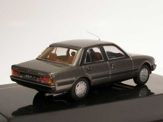 Peugeot 505 GTi Berlina 1984, metallinharmaa