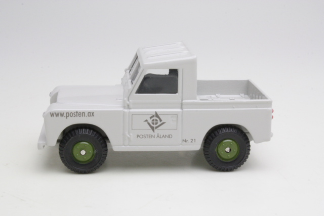 Land Rover Series 2 "Posten Åland" - Sulje napsauttamalla kuva