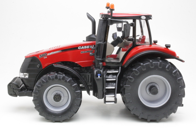 Case IH Magnum 380, punainen - Sulje napsauttamalla kuva