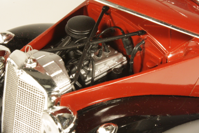 Mercedes 170S Cabriolet "closed" 1950, red/black