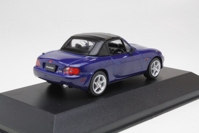 Mazda Roadster 2001, sininen "black soft top" - Sulje napsauttamalla kuva