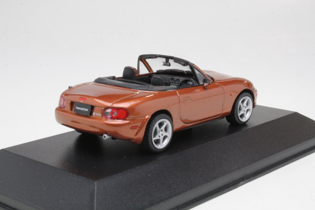 Mazda Roadster 2001, oranssi - Sulje napsauttamalla kuva