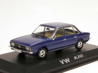 VW K70 1970, tummansininen